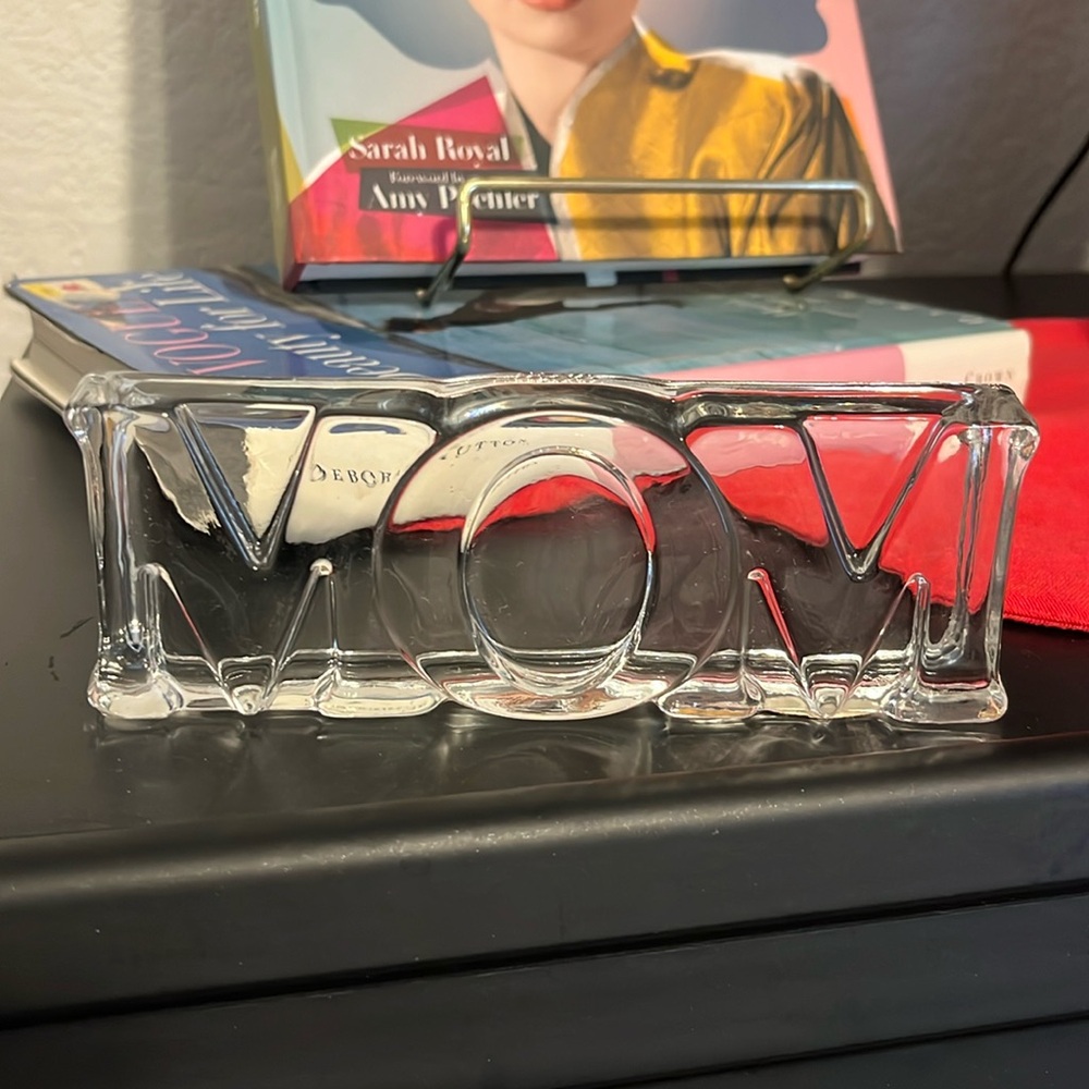 Avon 1983 ‘Mom’ fostoria glass